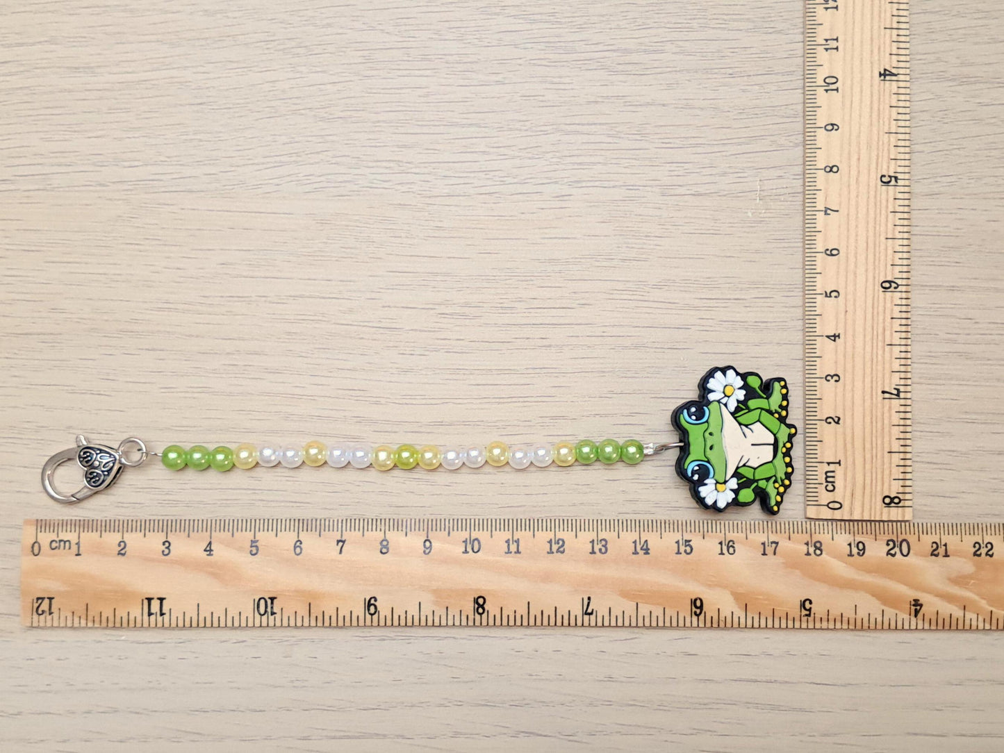 Frog Scissor Fob with Protection Bead