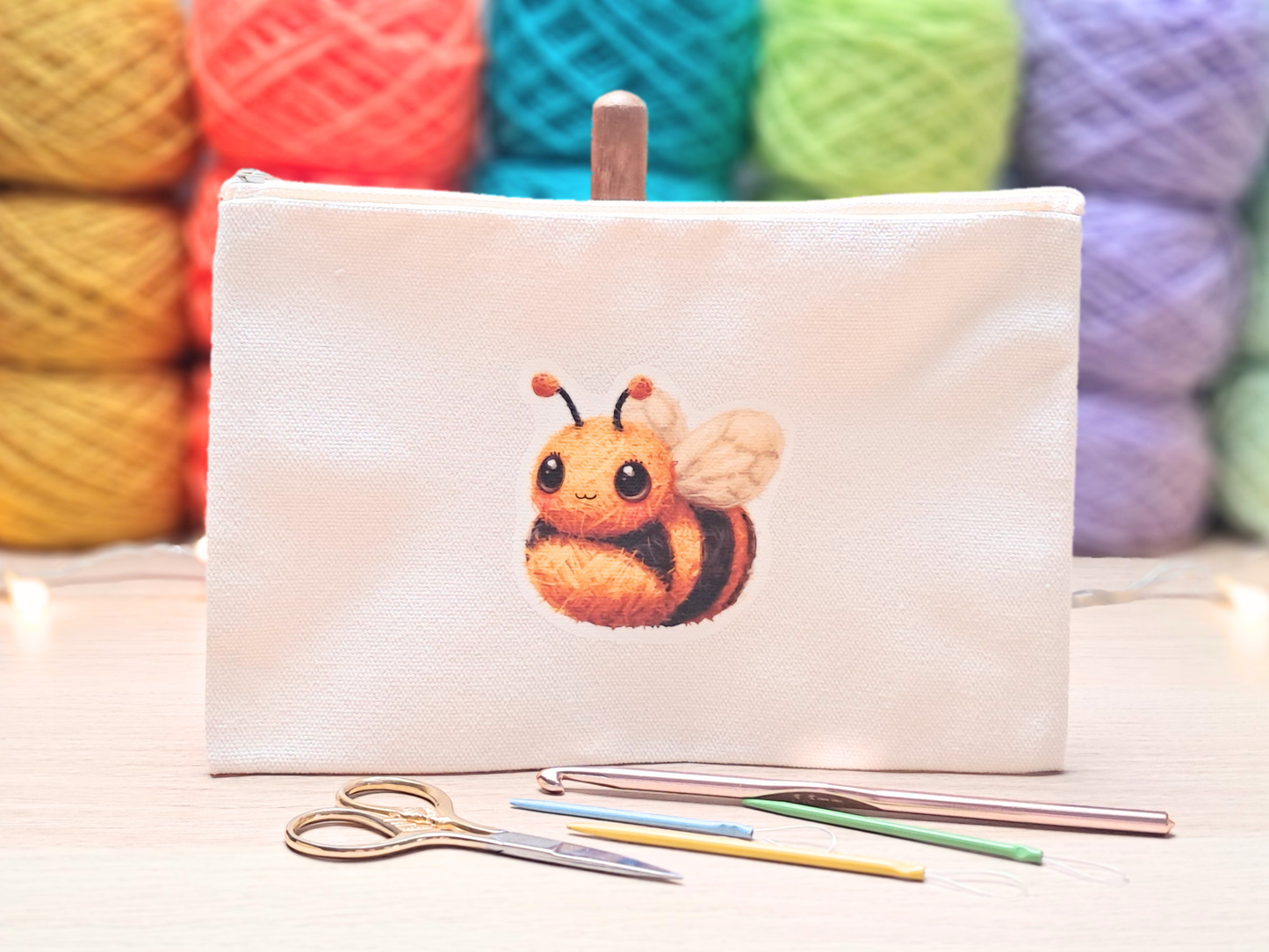 Bee Project Pouch - Yarn Pals Bronwen