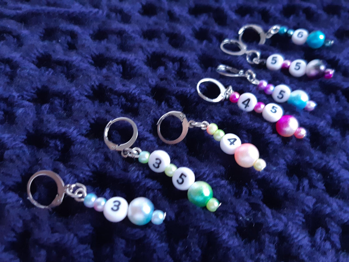 Crochet Hook Size Stitch Marker Set Of 7 On Keeper
