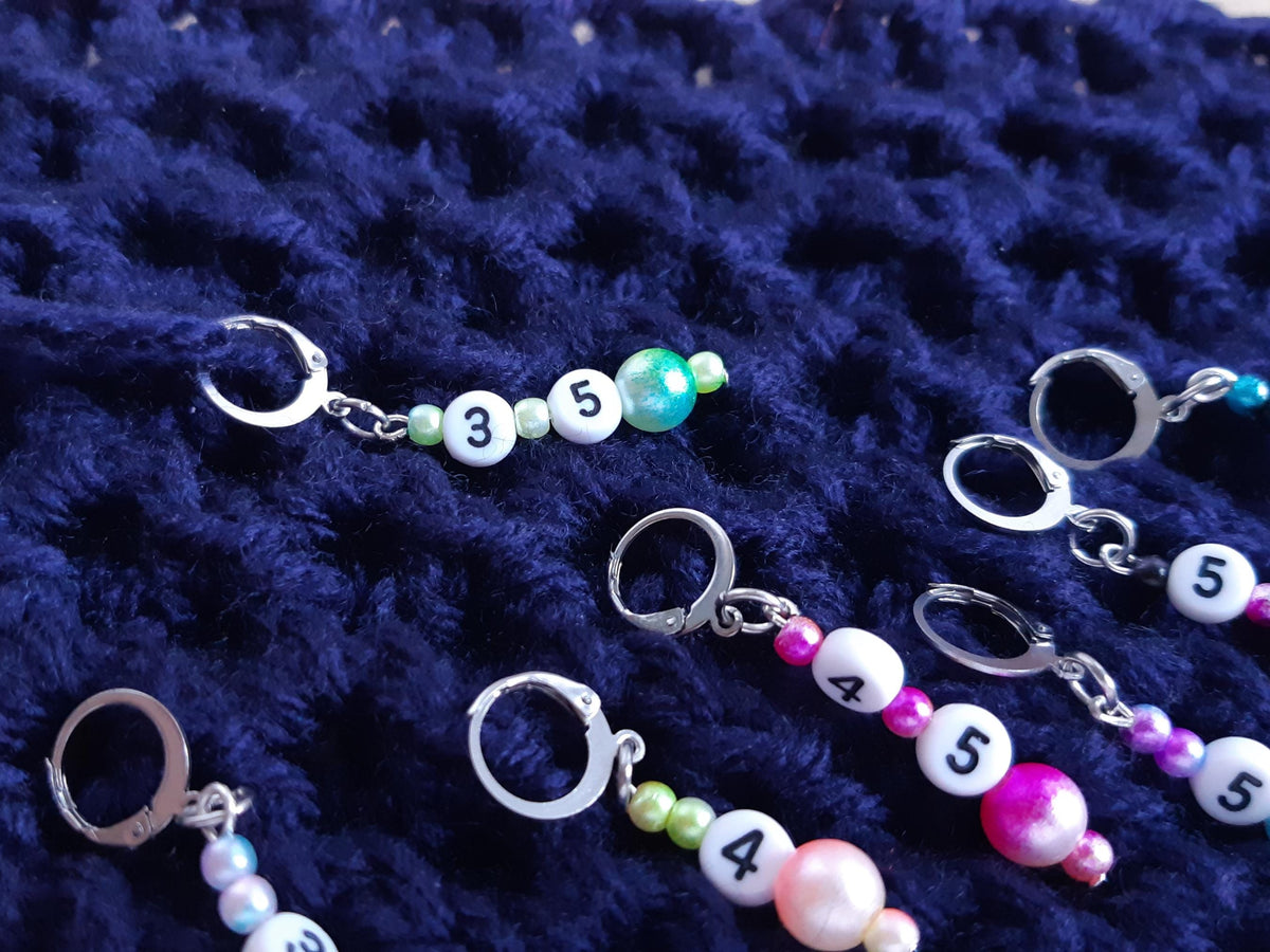 Crochet Hook Size Stitch Marker Set Of 7 On Keeper