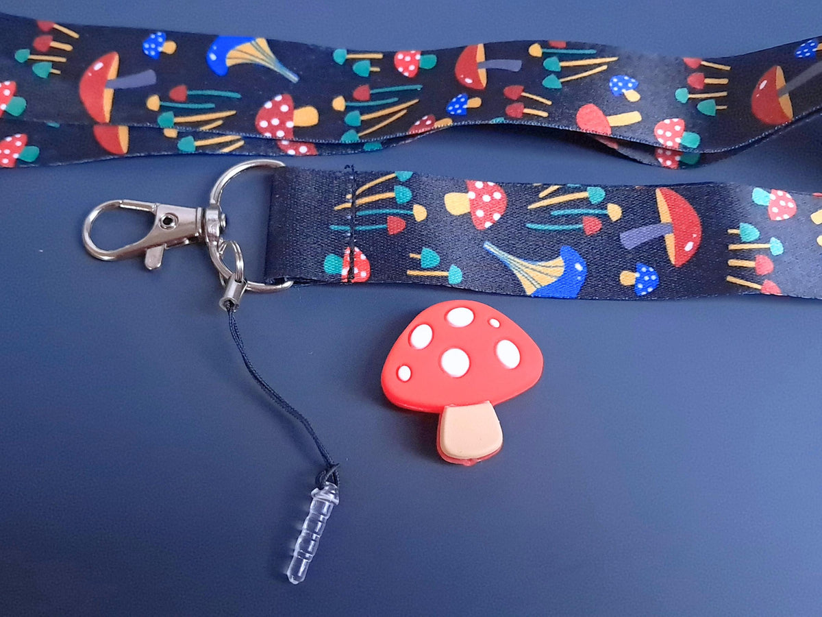 Toadstool Lanyard Scissor Protector Set