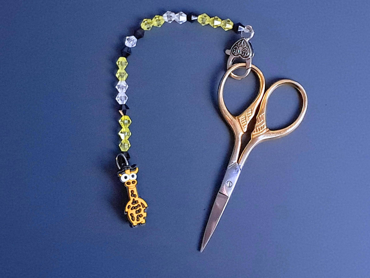 Giraffe Scissor Fob with Scissor Protection