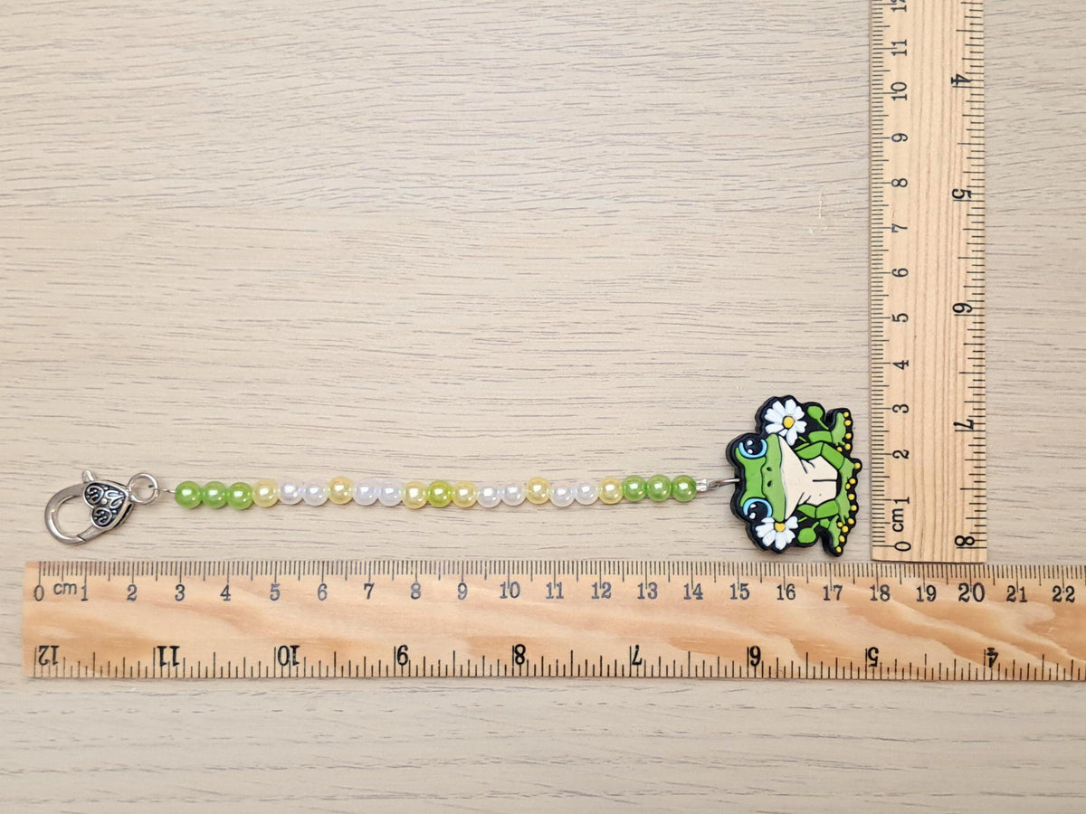 Frog Scissor Fob with Protection Bead