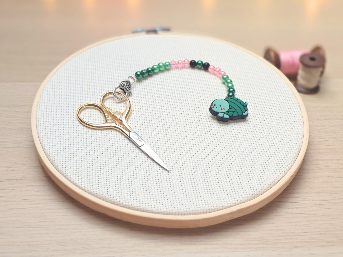 Turtle Scissor Fob with Protection Bead, Yarn Creature Scissor Keeper, Embroidery Sewing Crochet Knitting Notion, Project Bag Tool, Gift