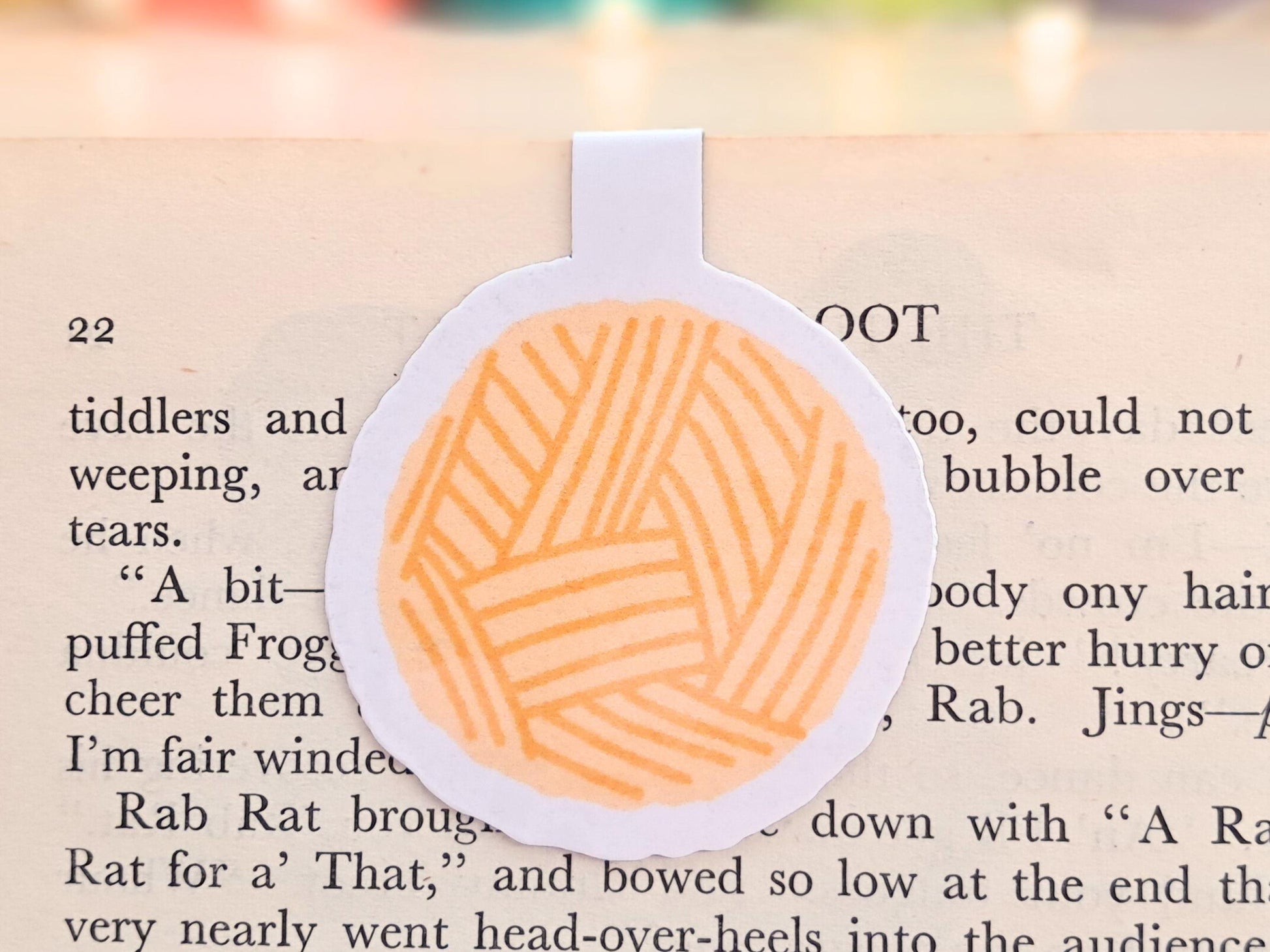 Bee Magnetic Bookmark, Yarn Pals Bronwen Bee, Bookish Accessory Page Marker Keeper, Crocheter Knitter Gift, Spring Gardener