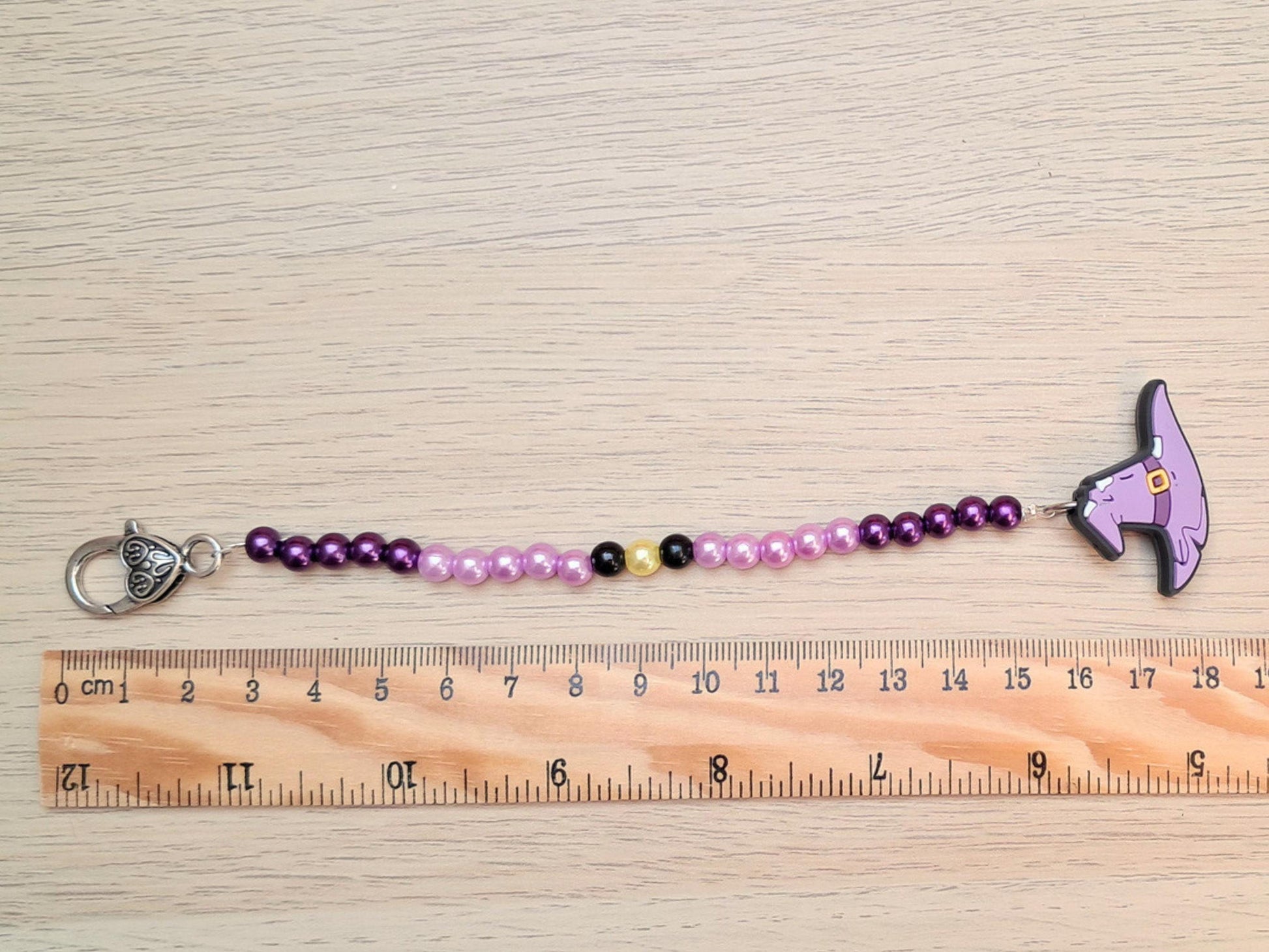 Witch's Hat Scissor Fob with Protection Bead, Halloween Gothic Wizard Scissor Keeper, Embroidery Sewing Crochet Knit Notion, Project Tool