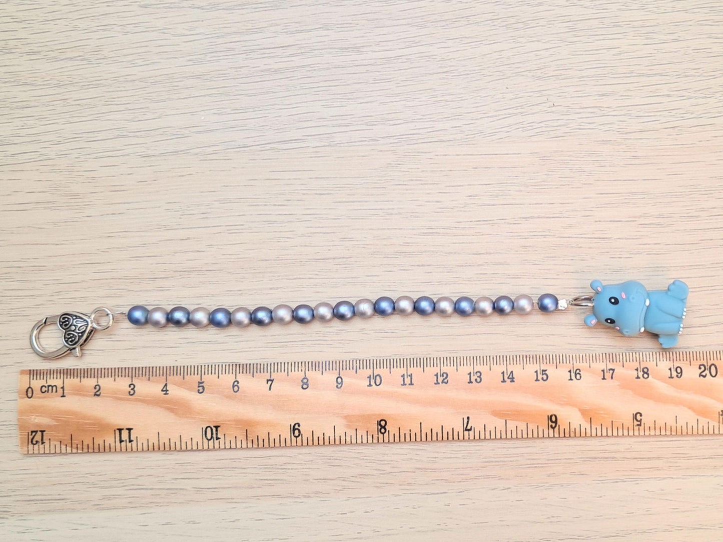 Hippo Scissor Fob with Protection Bead