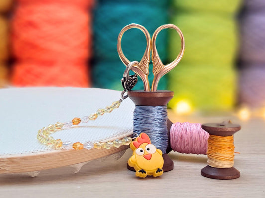 Chick Scissor Fob with Protection Bead