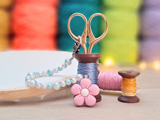 Flower Scissor Fob with Scissor Protection
