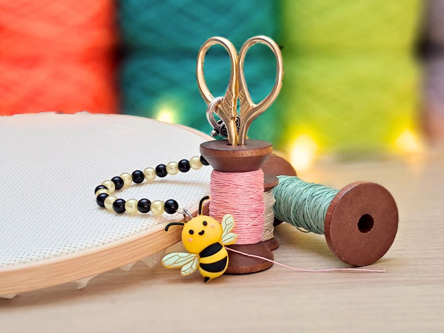 Kawaii Bee Scissor Fob with Scissor Protection