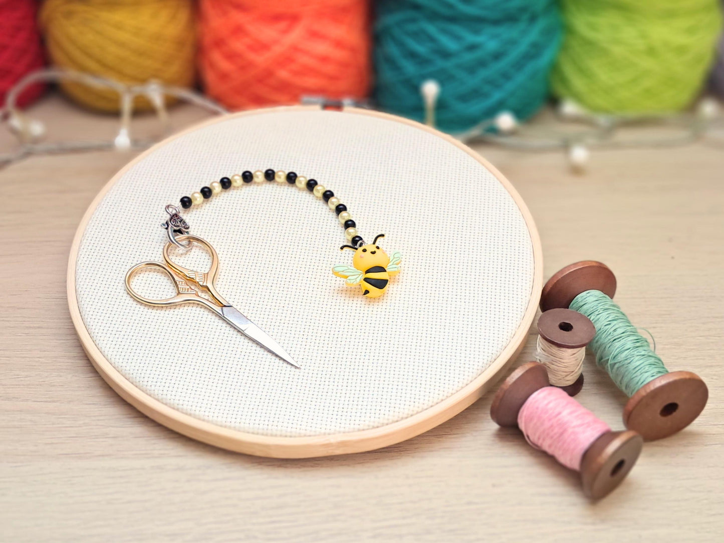 Kawaii Bee Scissor Fob with Scissor Protection