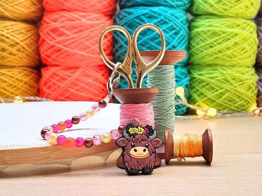 Highland Cow Scissor Fob with Protection Bead
