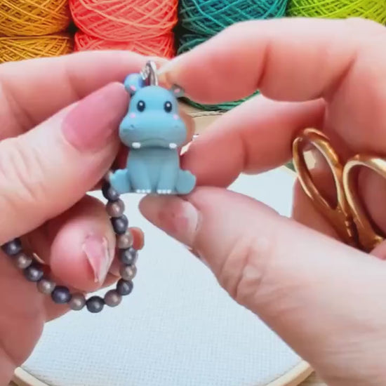 Hippo Scissor Fob with Protection Bead