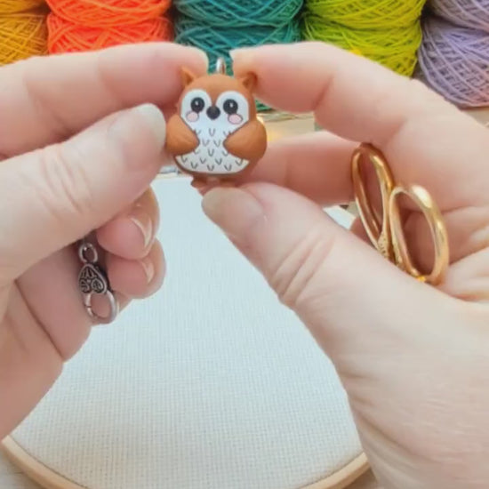 Cute Owl Scissor Fob with Protection Bead