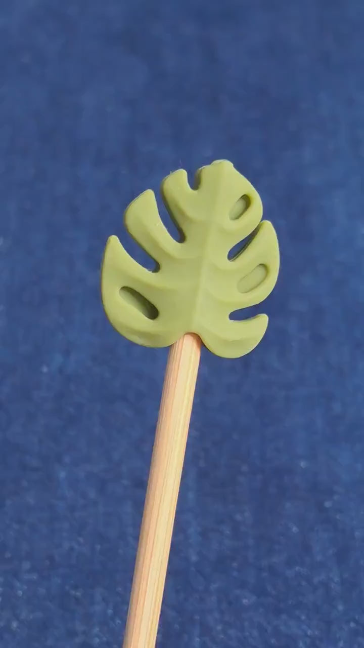 Monstera Leaf Silicone Bead Stitch Stopper