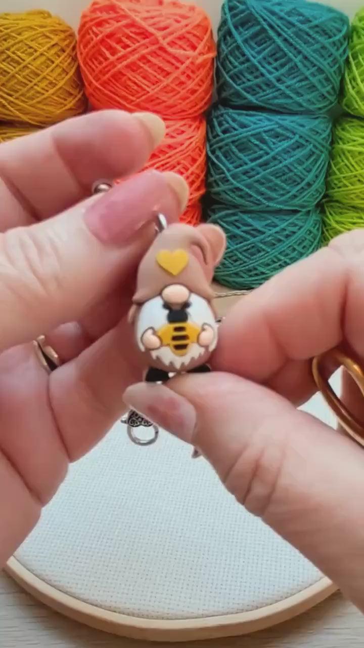 Gnome Bee Scissor Fob with Protection Bead
