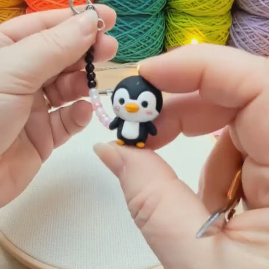 Penguin Scissor Fob with Protection Bead