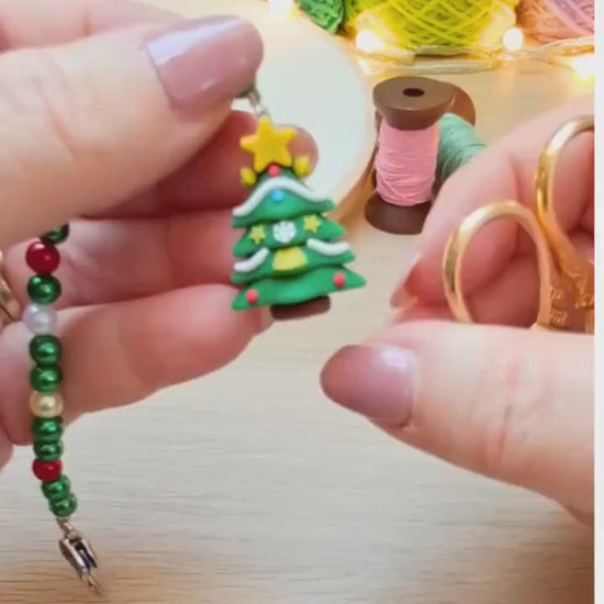Christmas Tree Scissor Fob with Protection Bead