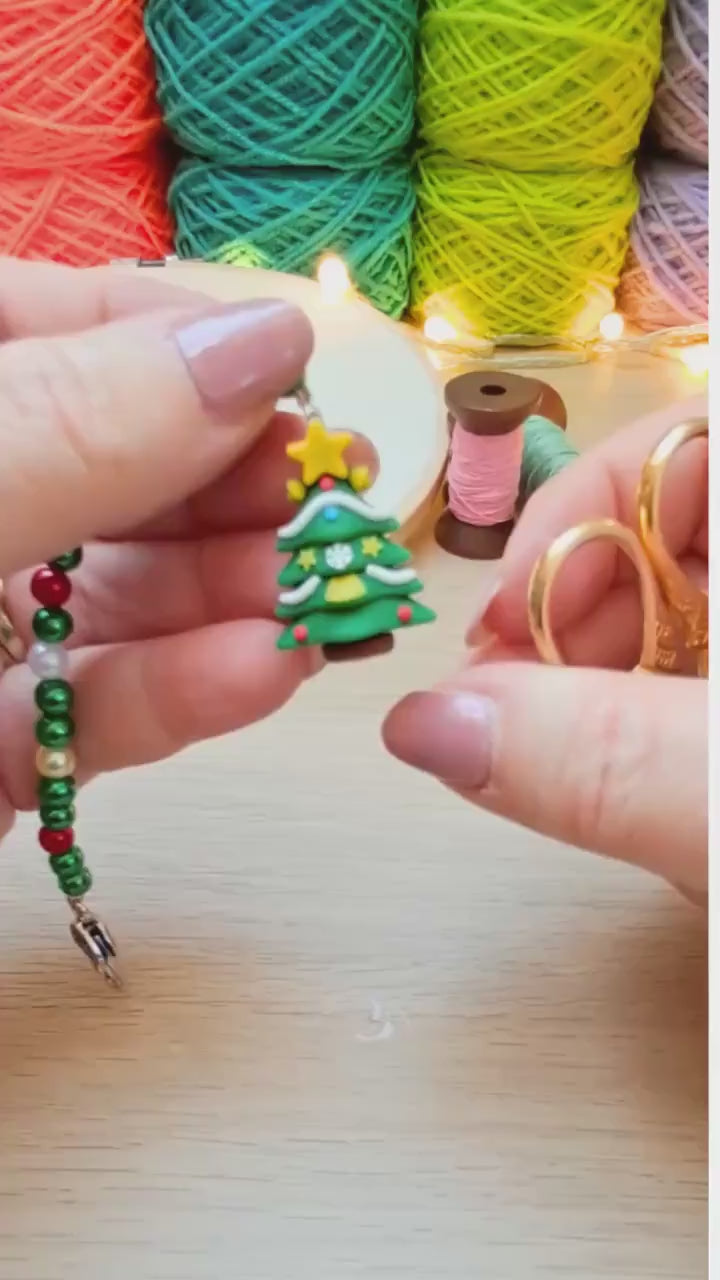 Christmas Tree Scissor Fob with Protection Bead
